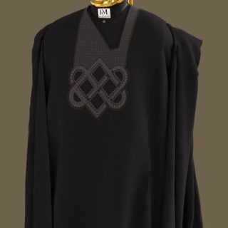 Saif Noir Grand Robe